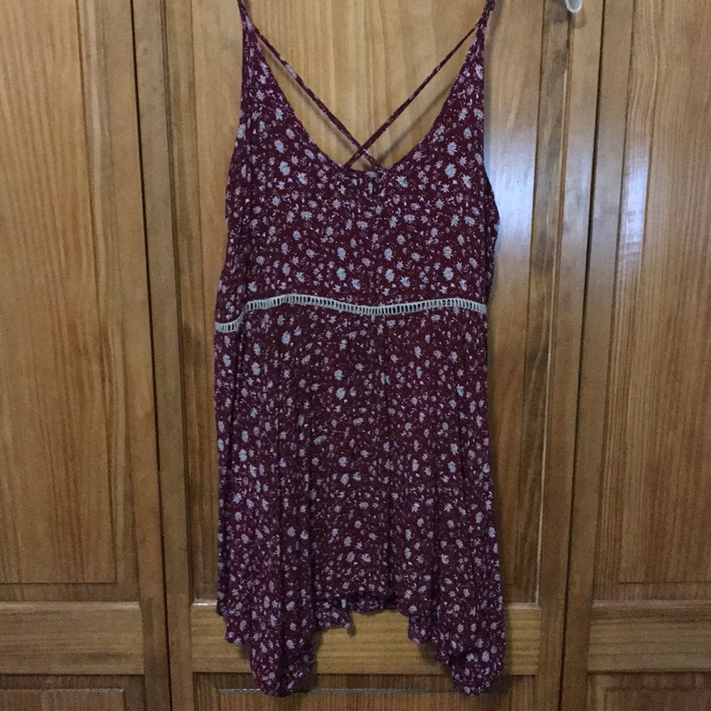 Maroon shark bite hem, tank.